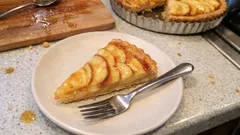 Apfeltarte mit Aprikosenglasur: Dinkel-Mürbeteig, der schön mürbe wird