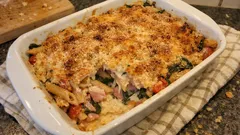 Nudelauflauf mit Spinat und Tomaten: schnell vorbereitet, goldbraun überbacken