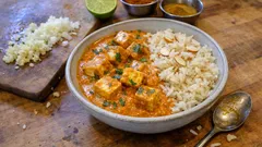 Makhani-Tofu wie im Restaurant – cremige Tomatensauce mit Mandel-Basmati-Reis