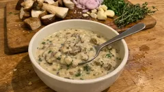 Cremige Pilzsauce mit Kräutern – in 15 Minuten fertig und richtig aromatisch