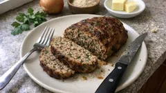 Saftiger Hackbraten mit Kräutern aus der Kastenform – gelingt auch unter der Woche