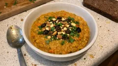 Rote-Linsen-Curry mit Möhren: schnell gekocht, angenehm würzig und schön sämig