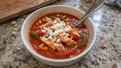 Gyrossuppe mit Hähnchen: schnell gekocht, würzig und perfekt zum Aufwärmen