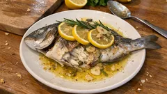 Kräuter-Dorade aus dem Ofen: saftig mit Zitrone, Knoblauch und Rosmarin