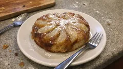 Omas stürzbarer Birnenkuchen – saftiger Rührteig mit Mandeln und Zimt