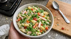 Nudelsalat mit Joghurtdressing – cremig, frisch und perfekt zum Mitnehmen