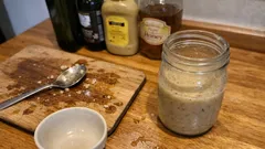 Honig-Balsamico-Dressing in 5 Minuten – cremig, mild und perfekt für jeden Salat