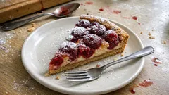 Kirschtarte mit Mandelcreme: so gelingt der Dinkel-Mürbeteig schön knusprig