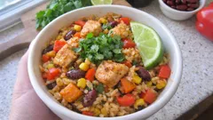 Mexikanische Reispfanne mit Hähnchen – würziges One-Pot-Abendessen für die Woche