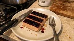 Entenleber-Terrine mit Portweingelee – im Wasserbad zart gegart und gut vorzubereiten