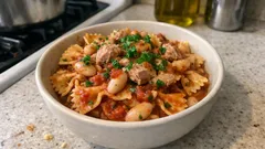 Thunfisch-Pasta mit weißen Bohnen: schnell, sämig und mediterran