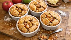 Apfelkuchen in der Tasse: so gelingen die kleinen Mürbeteig-Küchlein ganz unkompliziert