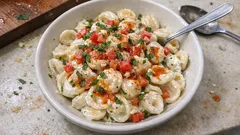 Pasta mit Joghurt-Knoblauch-Sauce: frisch, leicht und in 15 Minuten fertig