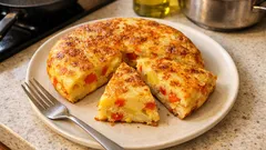 Spanische Tortilla mit Kartoffeln, Paprika und Tomaten – saftig aus Pfanne & Ofen