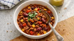 Chili con Carne aus dem Ofen: würzig, sämig – ganz ohne ständiges Rühren